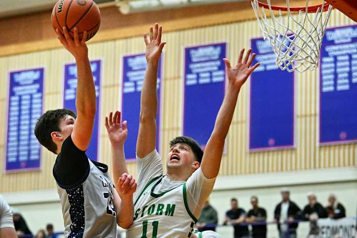 a Summit Wilsonville 5A Oregon boys basketball final 2024 Leon Neuschwander 31